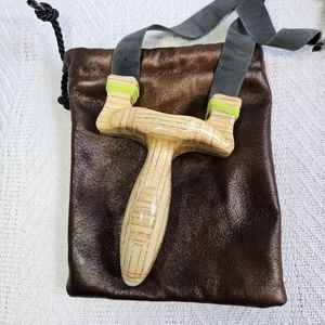 Drew Bilbrey handmade bamboo cutting board hammer slingshot